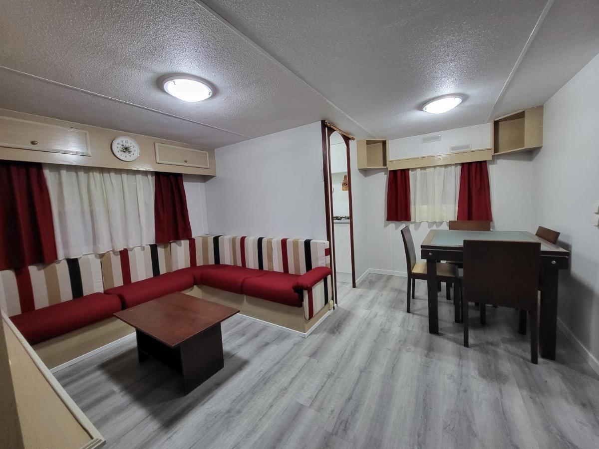 Camping Albox Bagian luar foto