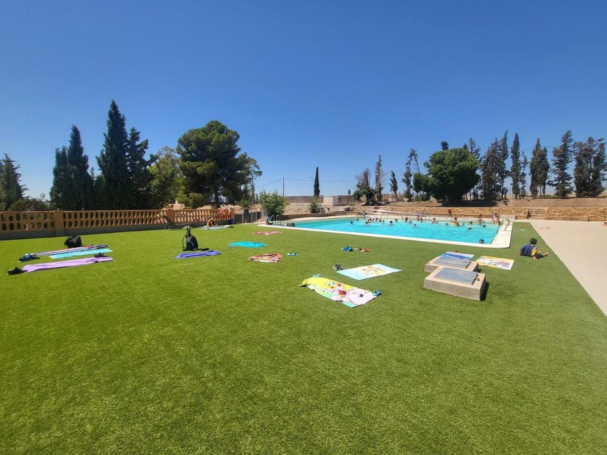 Camping Albox Bagian luar foto