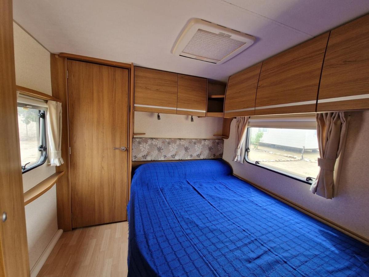 Camping Albox Bagian luar foto