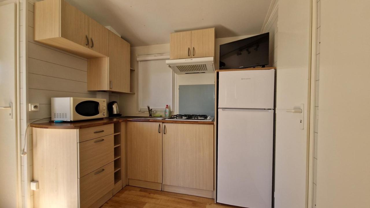 Camping Albox Bagian luar foto