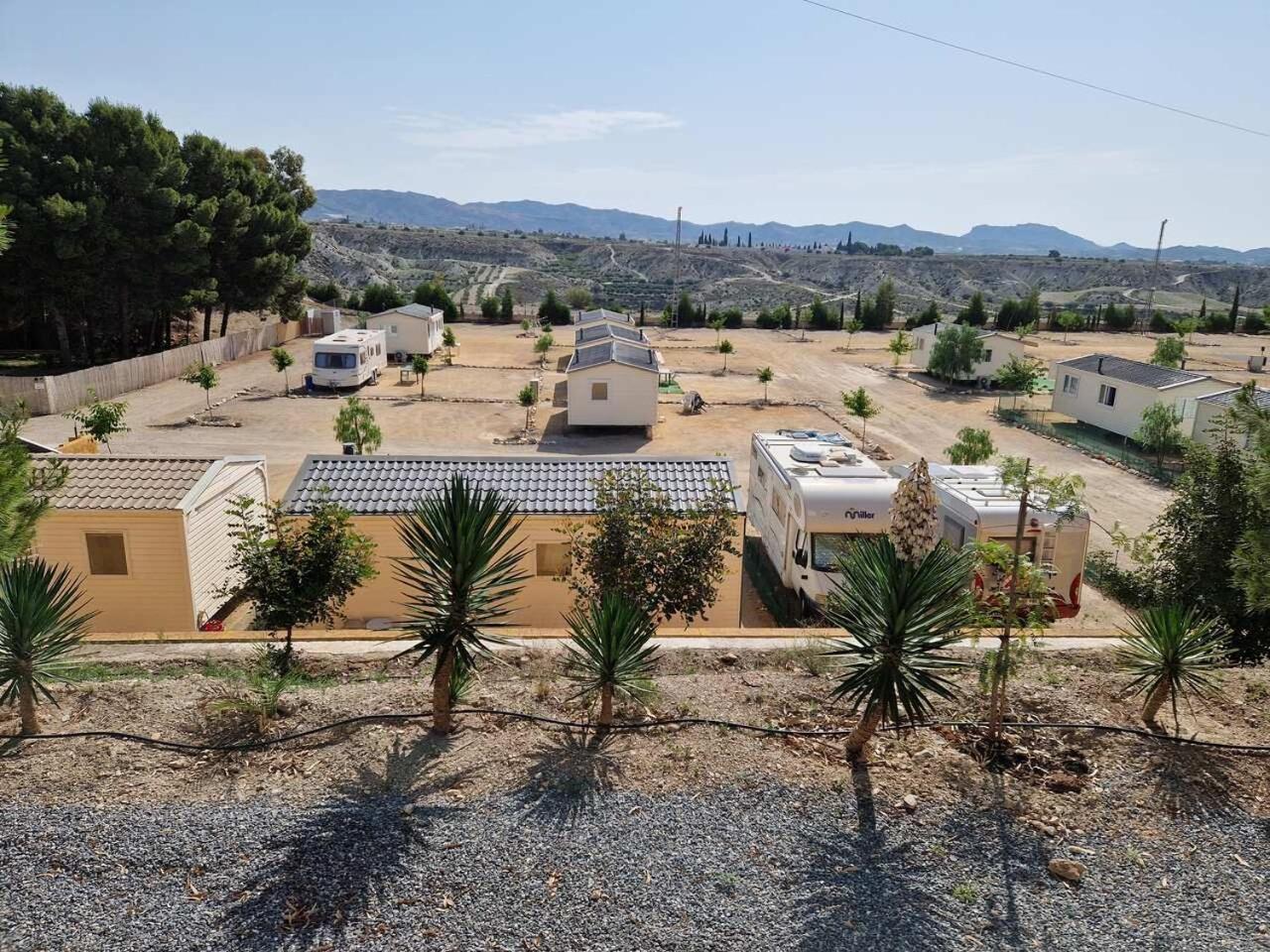 Camping Albox Bagian luar foto