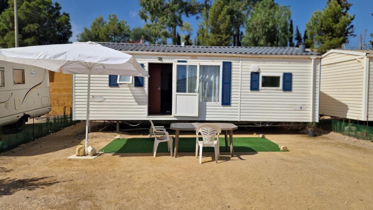 Camping Albox Bagian luar foto