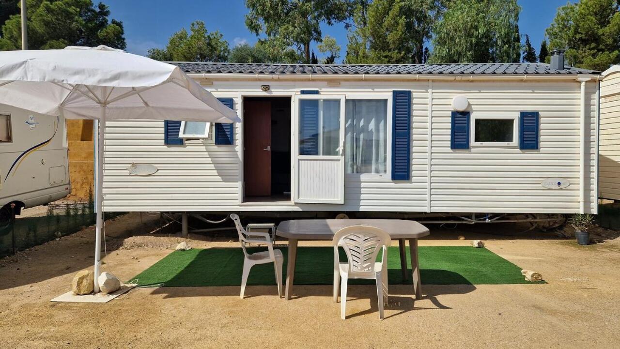 Camping Albox Bagian luar foto