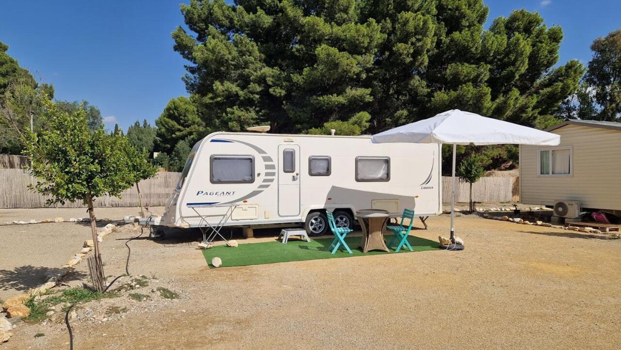 Camping Albox Bagian luar foto